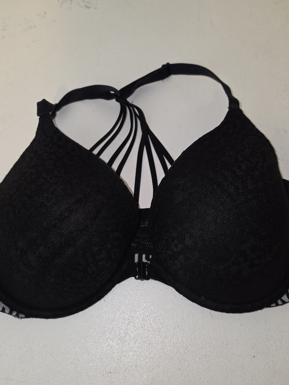 Victoria's Secret Black Strappy Lace Push-Up Bra
